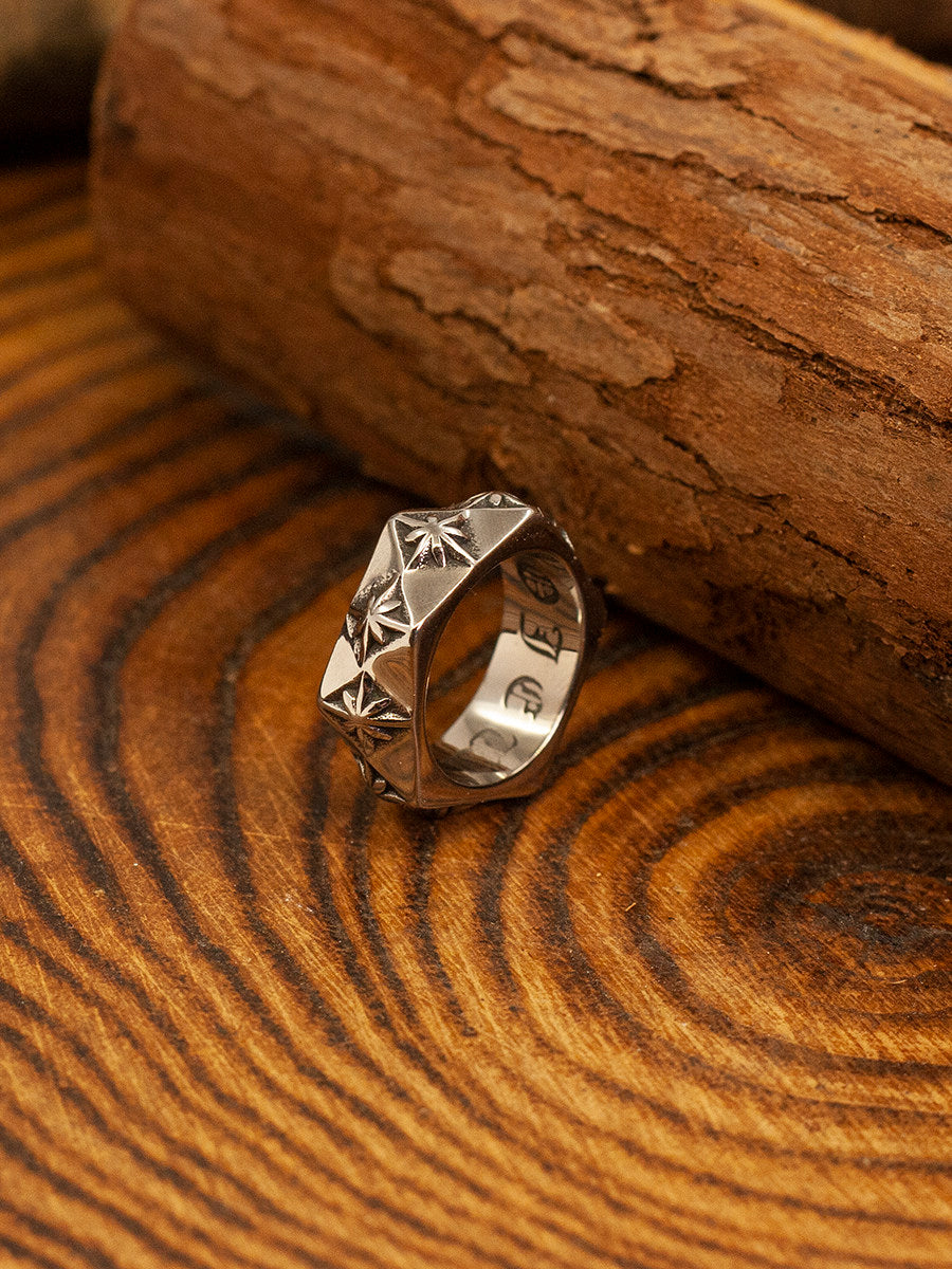 Gothic Rings for Men: A Complete Guide to Bold, Dark & Statement Jewelry