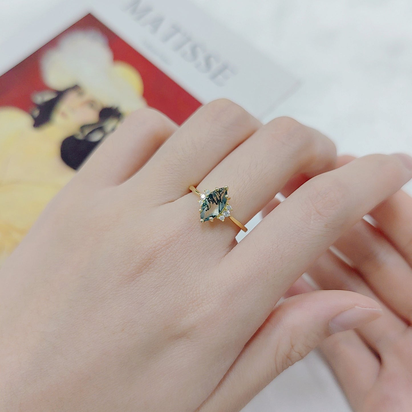Anillo de compromiso de ágata musgosa de plata de ley 925 con corte cuadrado de 5 x 5 mm, diseño original artesanal de Kemstone para mujer