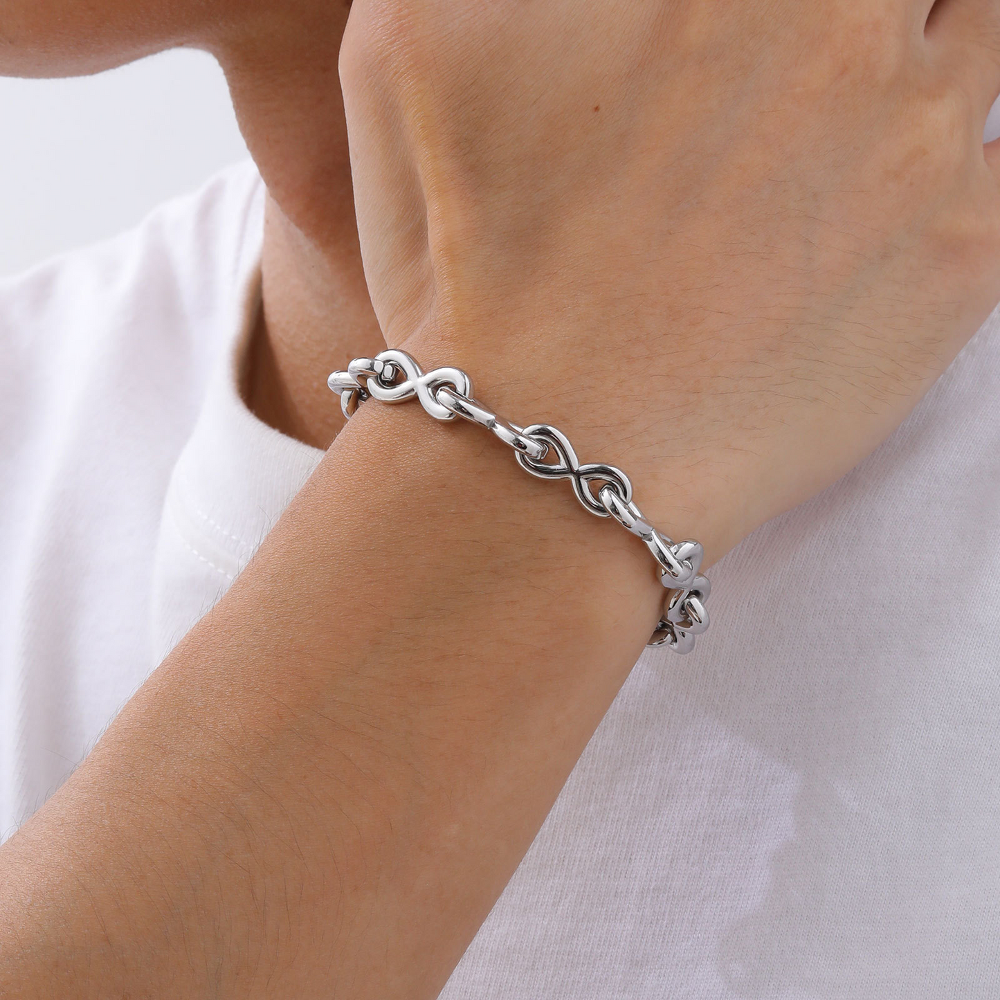 Kemstone Stainless Steel Twisted Link Bracelet for Men Silver BR2152