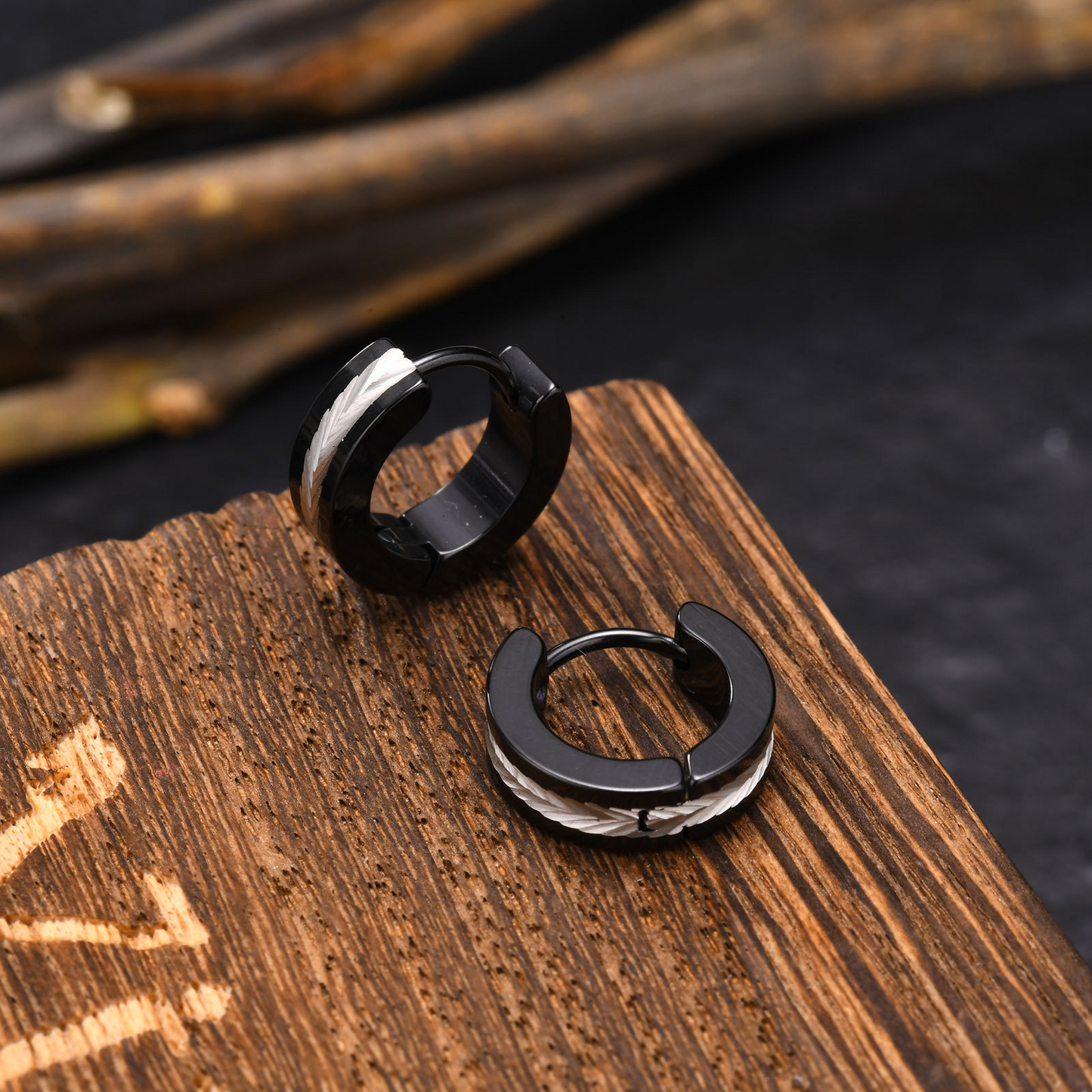 emstone Stainless Steel Textured Hoop Earring for Men – Carved Finish EH-711