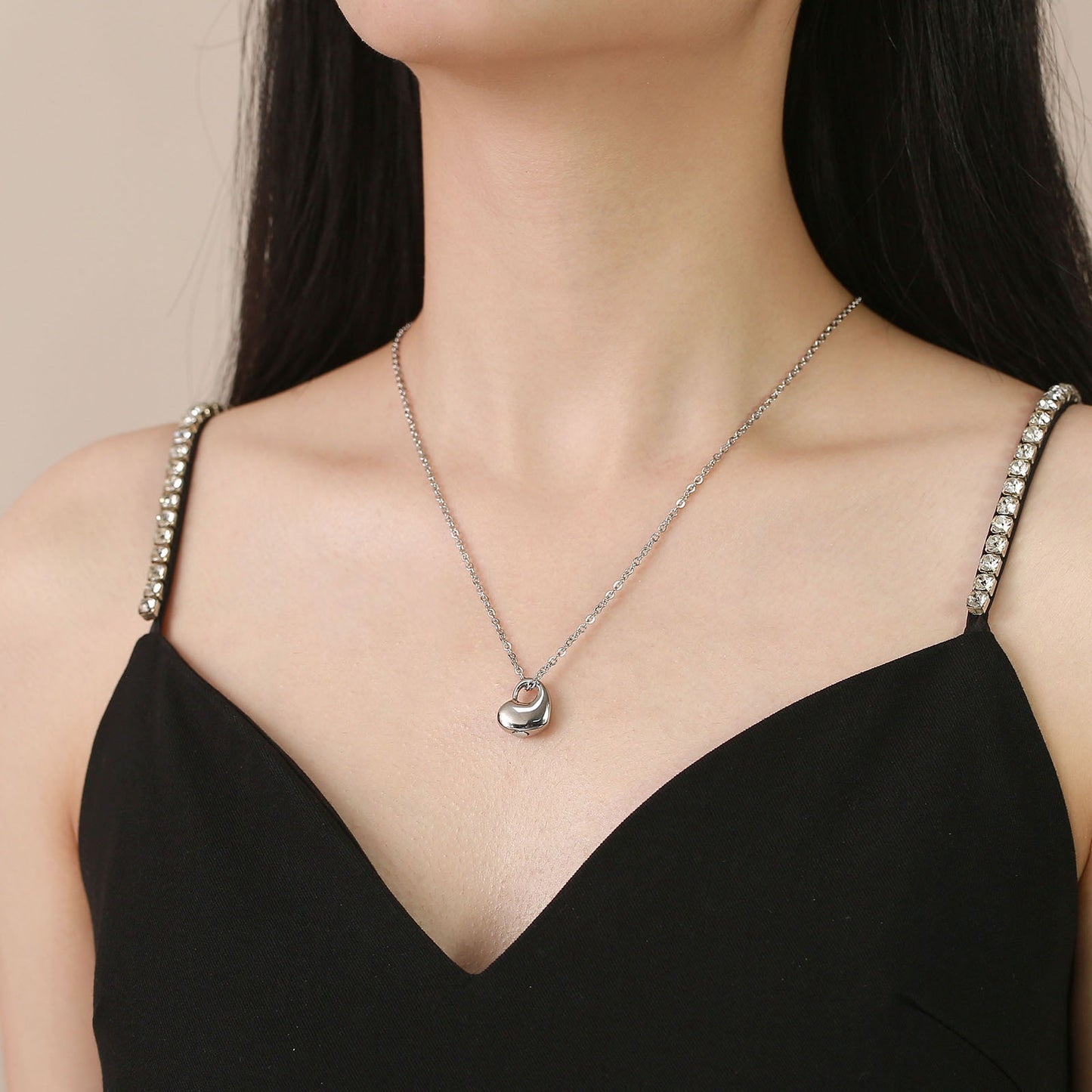 Stainless Steel Heart Urn Necklace for Women – Memorial Ashes Pendant Keepsake in Black / Gold / Silver – Gothic Vintage Cremation Jewelry PN-1627