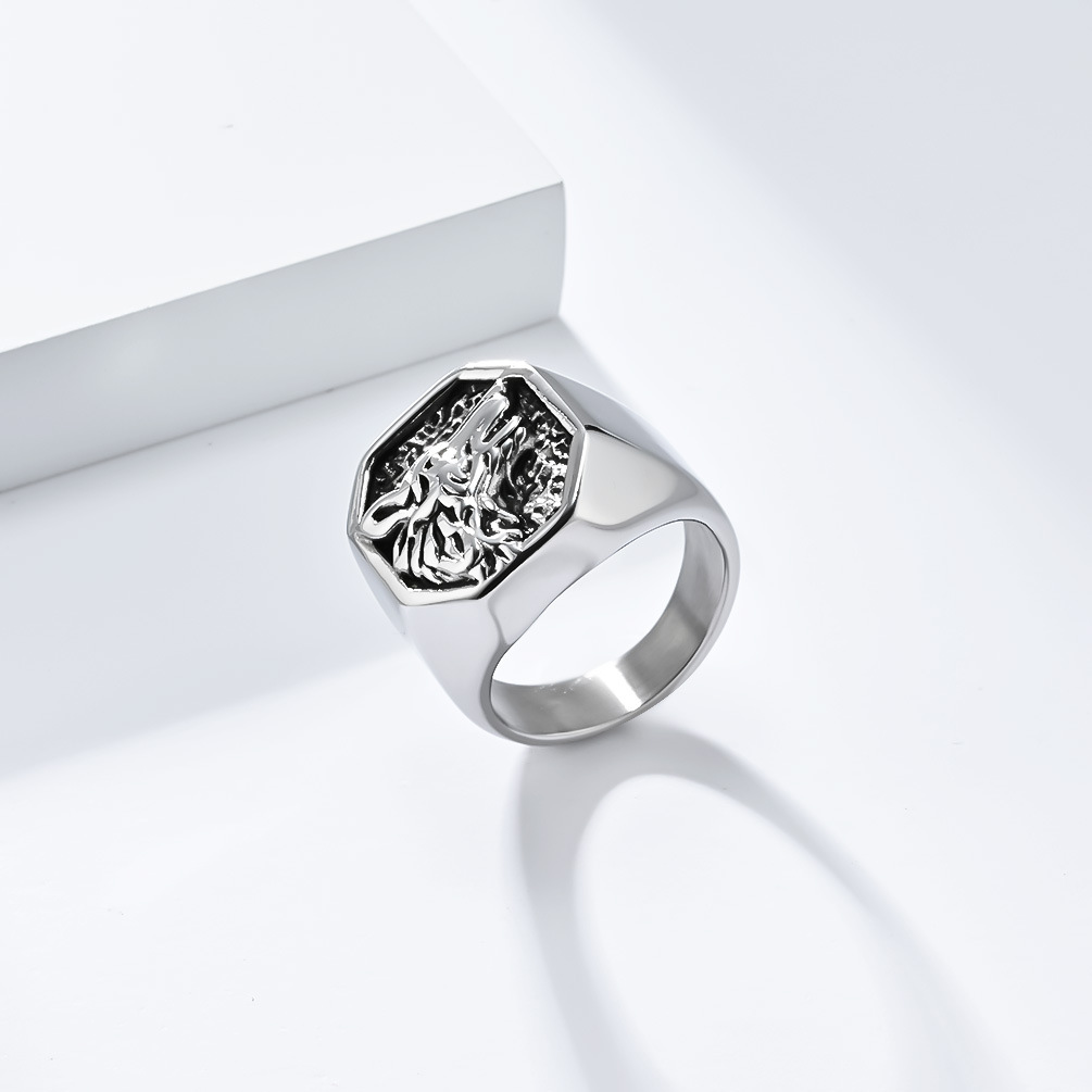 Kemstone Vintage Wolf Head Stainless Steel Ring for Men K-R832