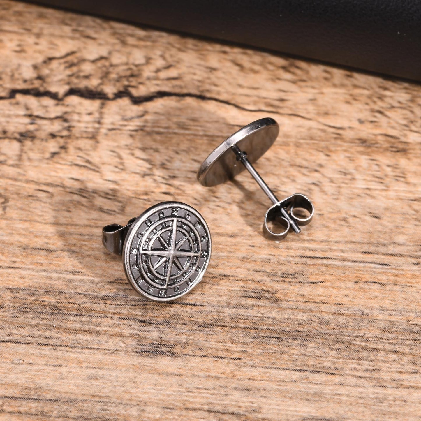 Kemstone Men’s Stainless Steel Compass Stud Earrings – Vintage Hip Hop Gold Silver Black ES-505