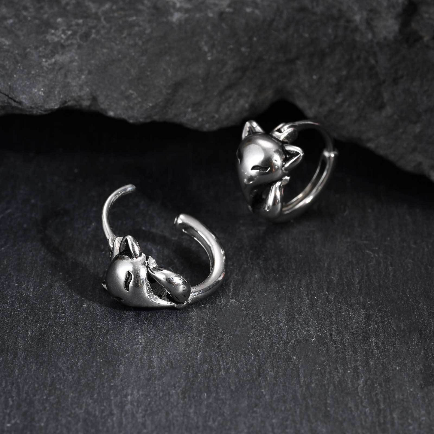 Kemstone Stainless Steel Fox Hoop Earring – Cubic Zirconia Rose Detail for Men & Women EH-821