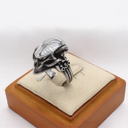 Kemstone Titanium Steel Alien Skull Ring for Men – Sculpted Head Gothic Sci Fi Style R1763