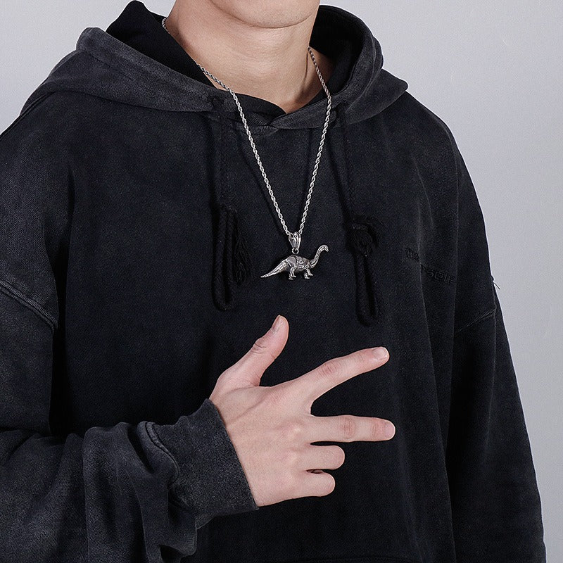 Collar con colgante de acero de titanio y calavera de dinosaurio vintage Kemstone: joyería masculina con temática animal audaz para el día a día KP55864-BD