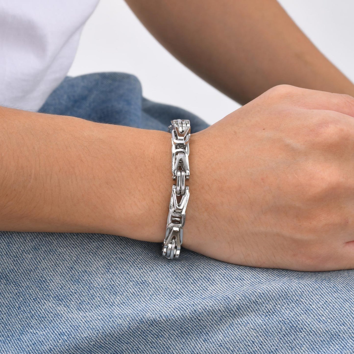 Kemstone Titanium Steel V-Link Chain Bracelet for Men BR-1896