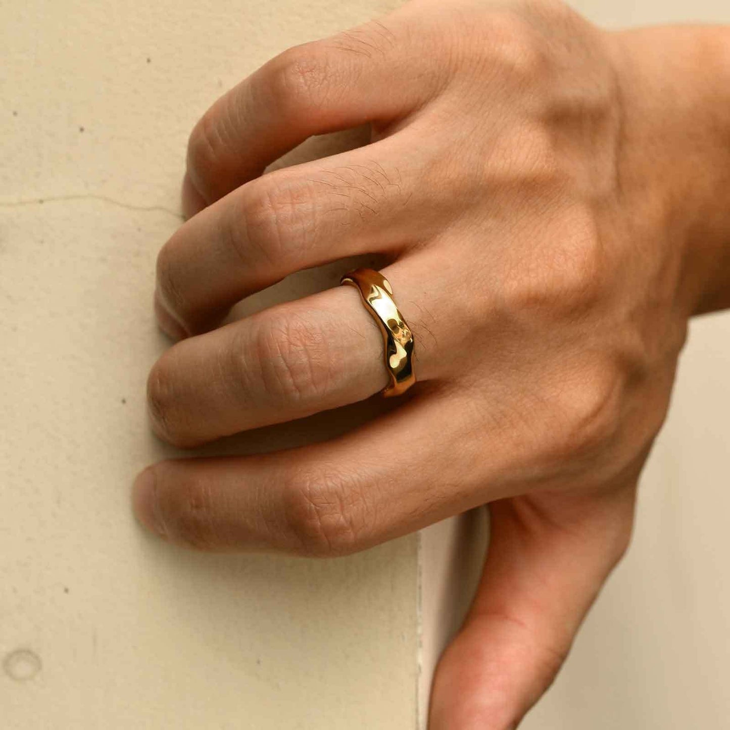 Kemstone Stainless Steel Möbius Ring – Men’s Vintage Silver Gold Band RC-727