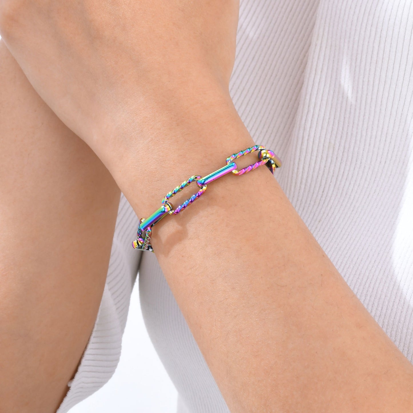 Bracciale minimalista a forma di U in acciaio inossidabile | Design geometrico moderno per donna, gioiello unisex con catena regolabile BR-1705