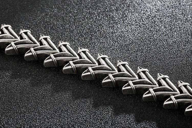 Bracciale punk in acciaio al titanio Kemstone con teschio per uomo KB118447