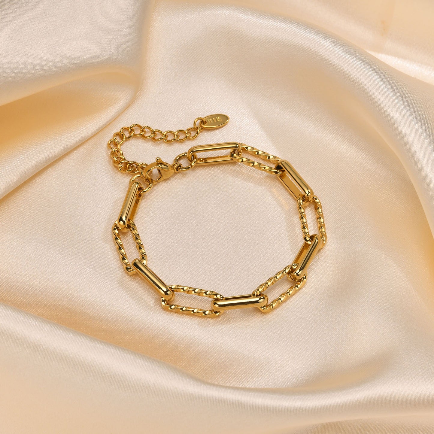Bracciale minimalista a forma di U in acciaio inossidabile | Design geometrico moderno per donna, gioiello unisex con catena regolabile BR-1705