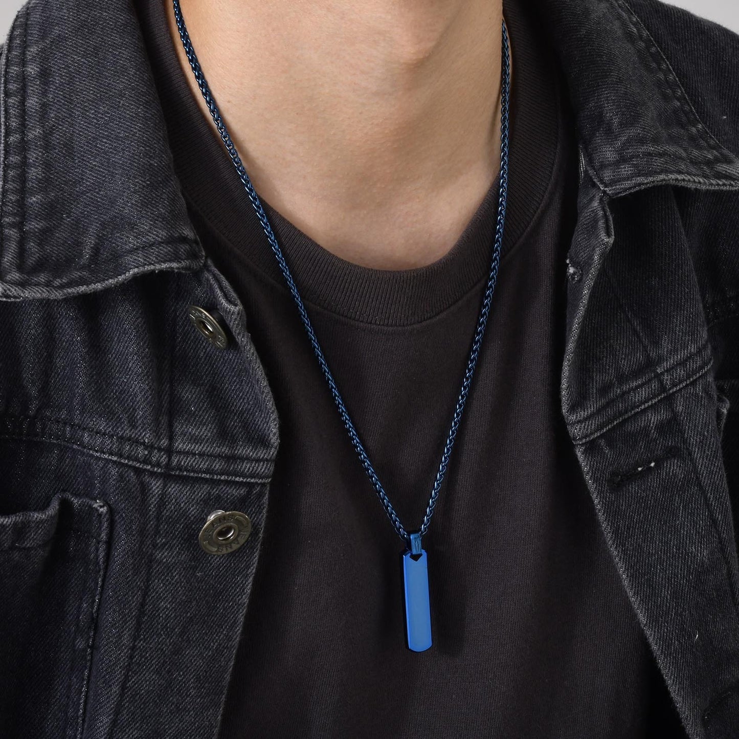 Collar con colgante de barra geométrica minimalista de acero inoxidable personalizable Kemstone - Joyería unisex personalizada para uso diario y regalos PN-1676