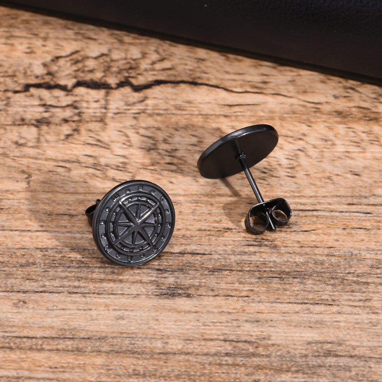 Kemstone Men’s Stainless Steel Compass Stud Earrings – Vintage Hip Hop Gold Silver Black ES-505