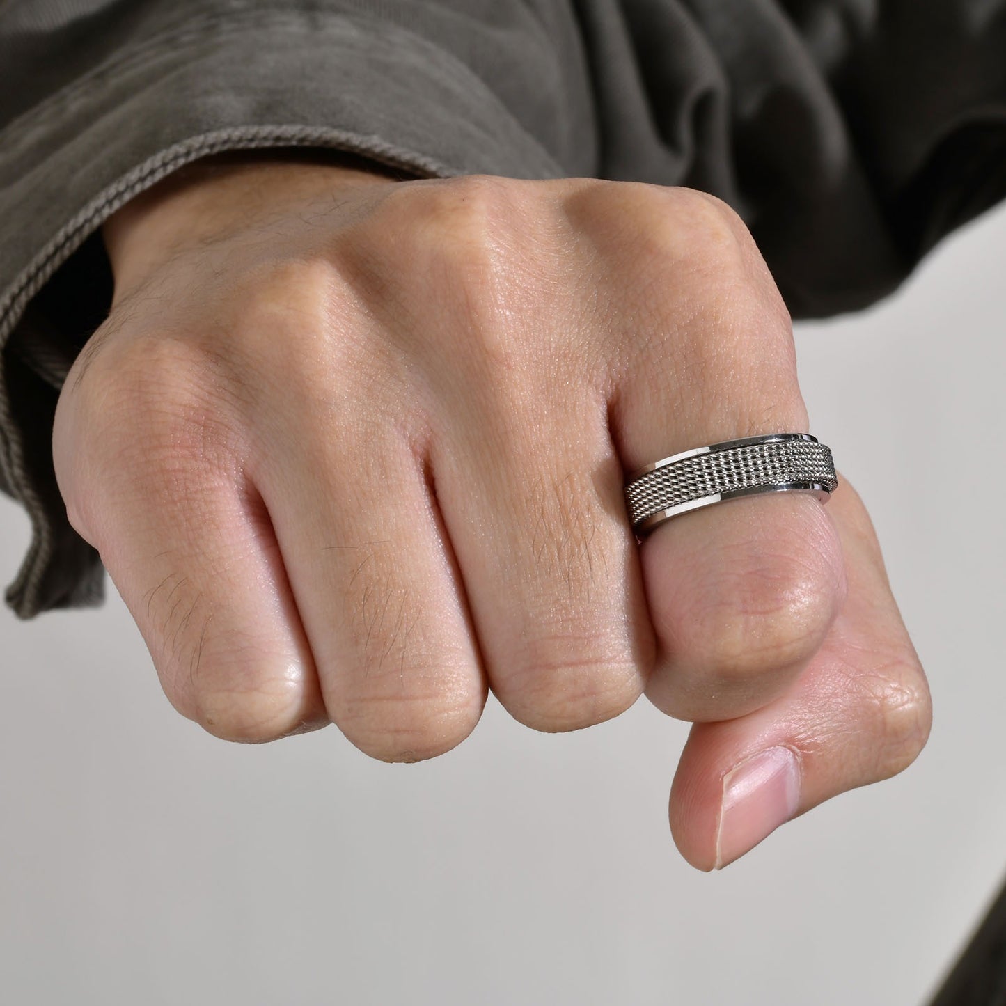 Stainless Steel Spinner Ring for Men – Chain Mesh Design | Fidget Band Ring R-664