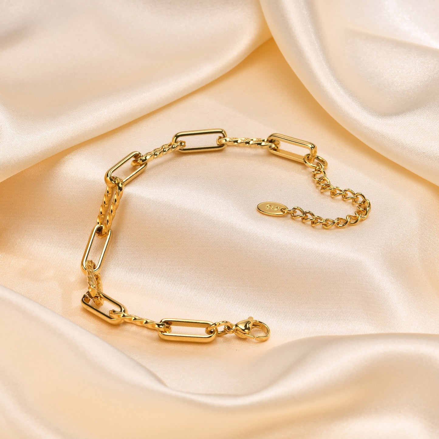 Bracciale minimalista a forma di U in acciaio inossidabile | Design geometrico moderno per donna, gioiello unisex con catena regolabile BR-1705