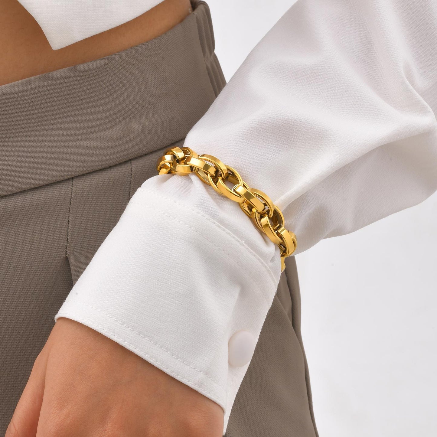 Pulsera de cadena gruesa estilo hip-hop para mujer: pieza llamativa y moderna en oro con geometría minimalista BR-961