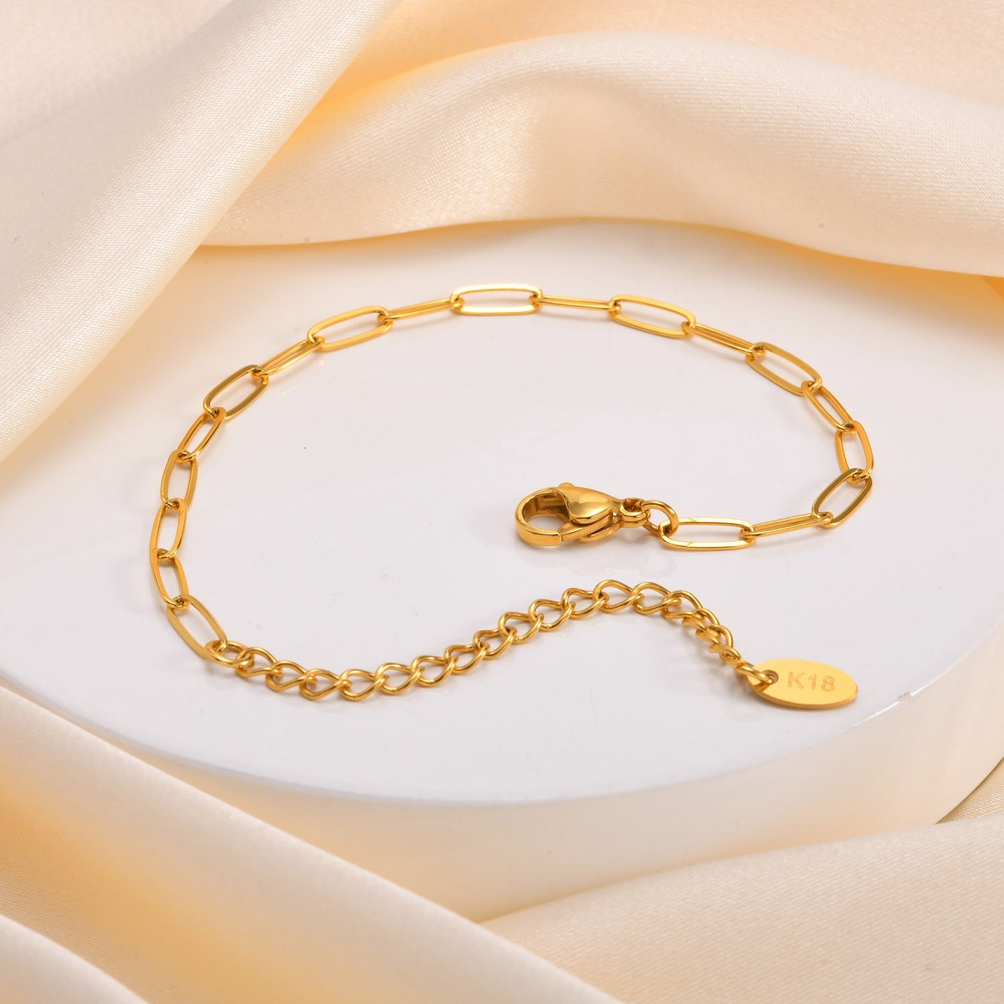 Pulsera de eslabones gruesos de acero y titanio dorado - Joyería minimalista moderna para una elegancia cotidiana BR- 2053