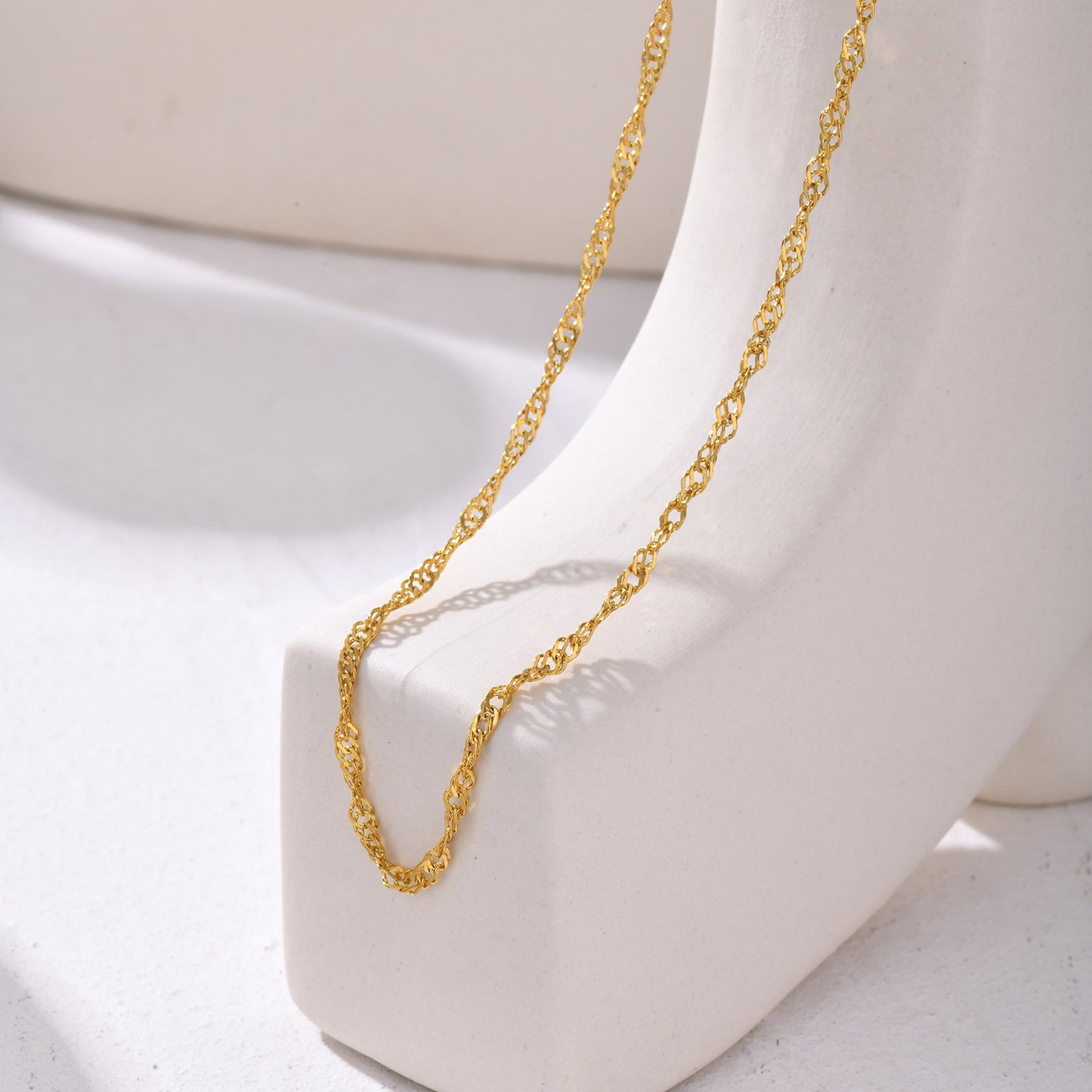 Bracciale e cavigliera in acciaio inossidabile con effetto onda d'acqua - Eleganza personalizzata per la grazia quotidiana BR-1315