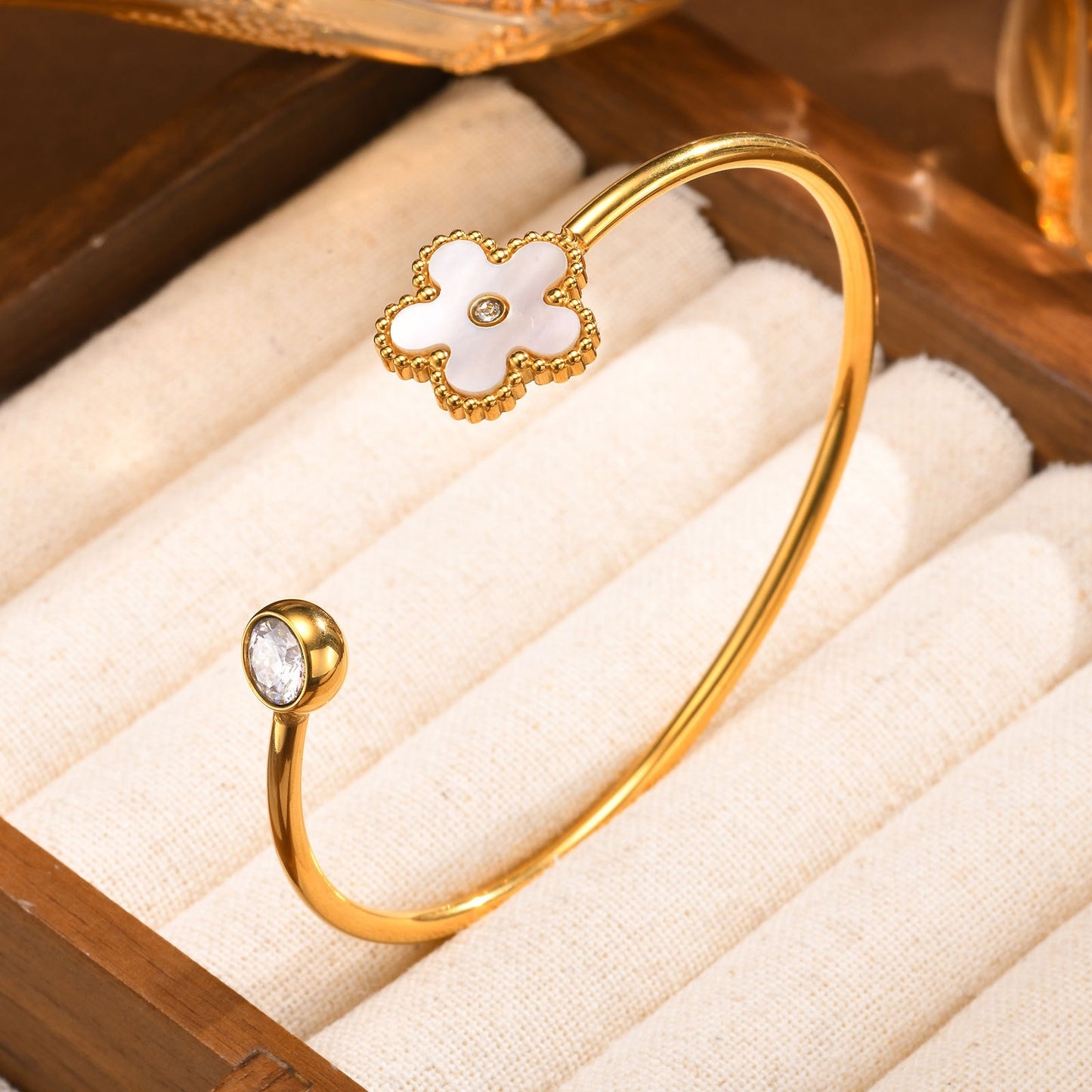 Stainless Steel Floral Open Bangle with Zirconia & Mother-of-Pearl Accents – Golden-Tone Wrist Elegance for Everyday Grace B-607
