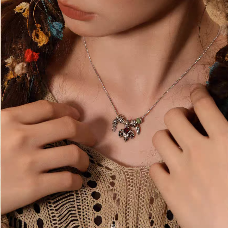 Kemstone Antelope Necklace – 925 Silver Vintage Pendant with Garnet & Turquoise, Adjustable Urban Nomadic Style EM-XXZSN376
