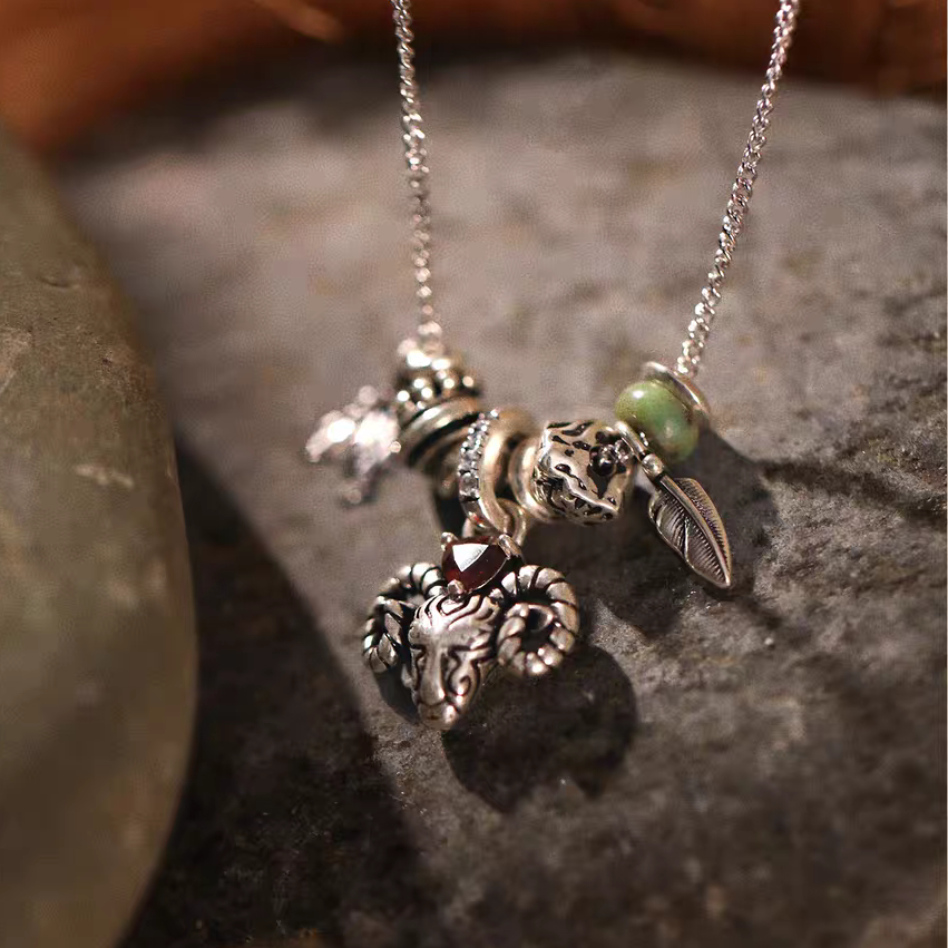 Kemstone Antelope Necklace – 925 Silver Vintage Pendant with Garnet & Turquoise, Adjustable Urban Nomadic Style EM-XXZSN376