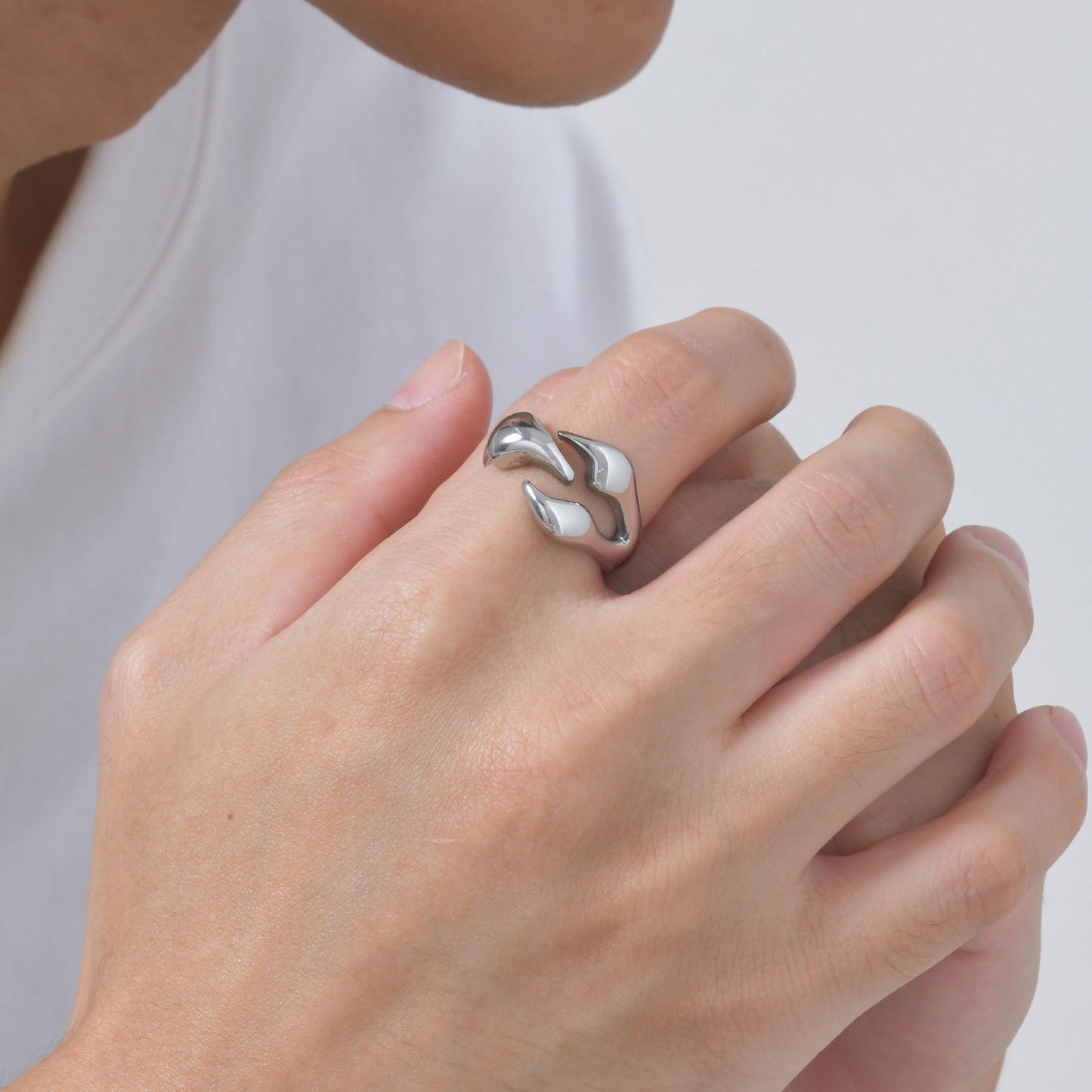Kemstone Stainless Steel Claw Detail Ring for Men Geometric Metal Style RC-839