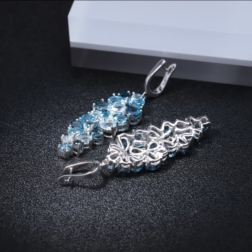 Pendientes colgantes de racimo de topacio azul cielo y Londres, diseño original, hechos a mano por Kemstone, en plata de ley, joyería para bodas y fiestas.