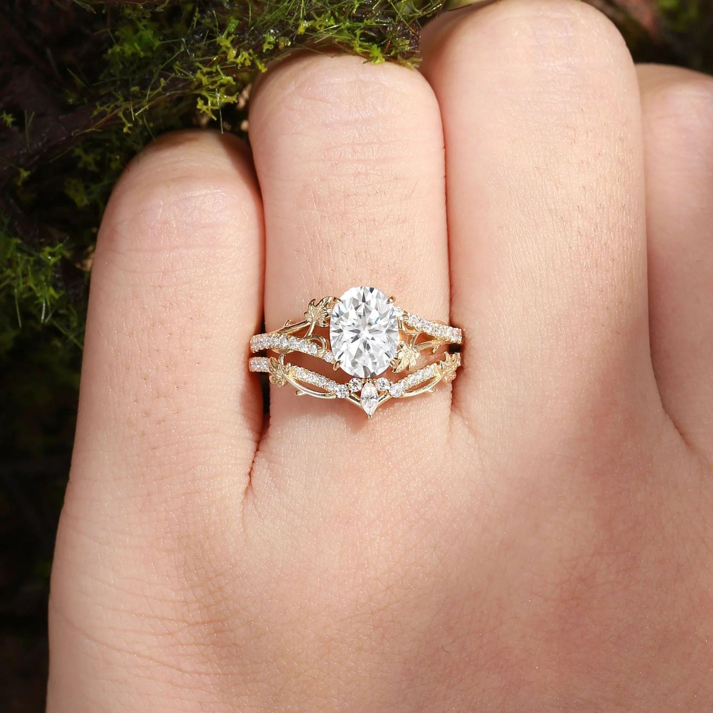 Kemstone Oval Moissanite Floral Ring Set for Women – Nature Inspired Stackable Engagement Ring in S925 Sterling Silver 18K Gold Plated T7-YC0293RS