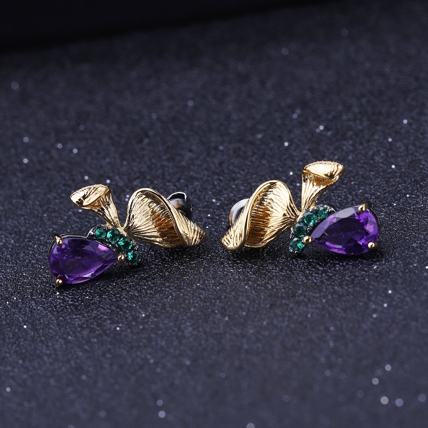 Schmetterlingsohrringe aus 925er Sterlingsilber mit smaragdgrünen Nanosteinen und 1,3 Karat violettem Amethyst 