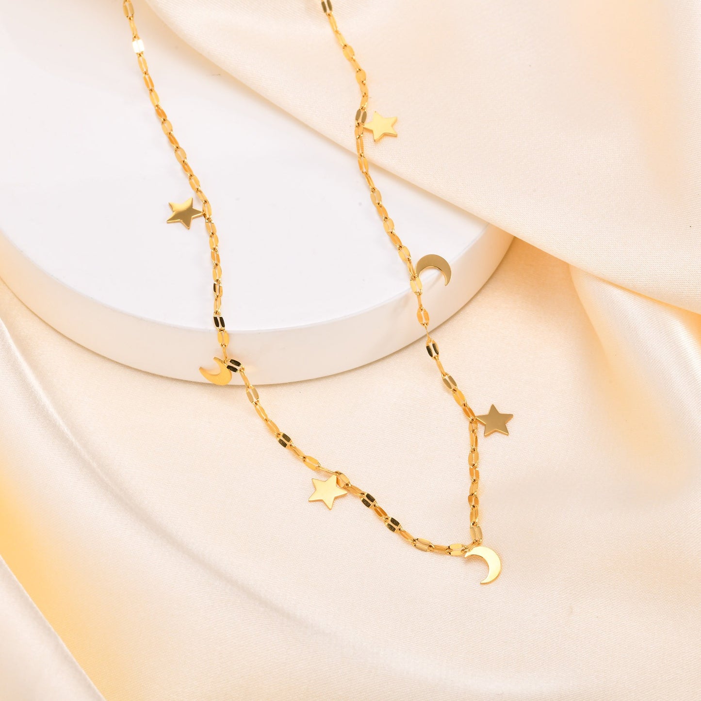 Chic Lip Chain Moon & Star Necklace – Gold-Tone Stainless Steel, Celestial-Inspired Statement Piece NC-1886