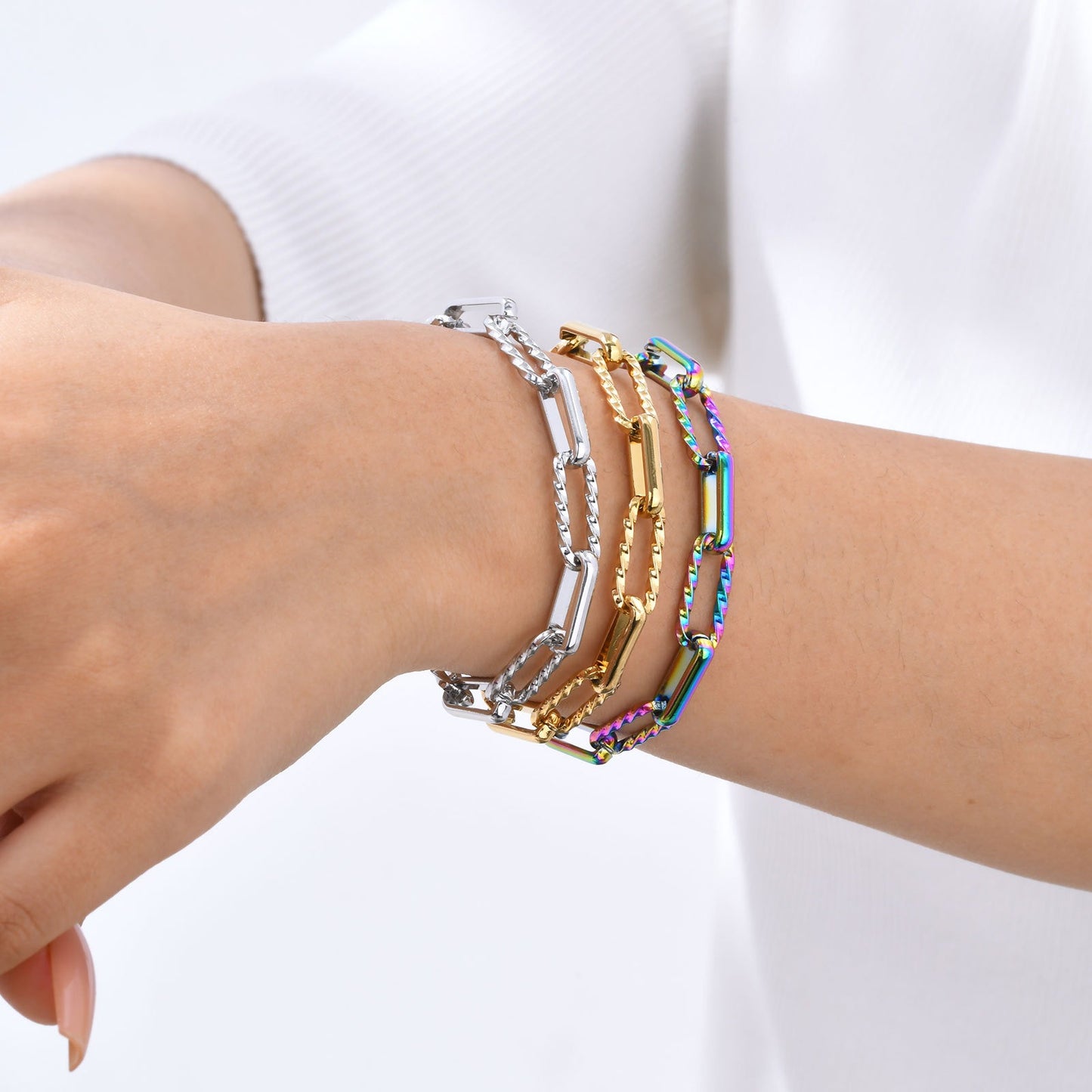 Bracciale minimalista a forma di U in acciaio inossidabile | Design geometrico moderno per donna, gioiello unisex con catena regolabile BR-1705