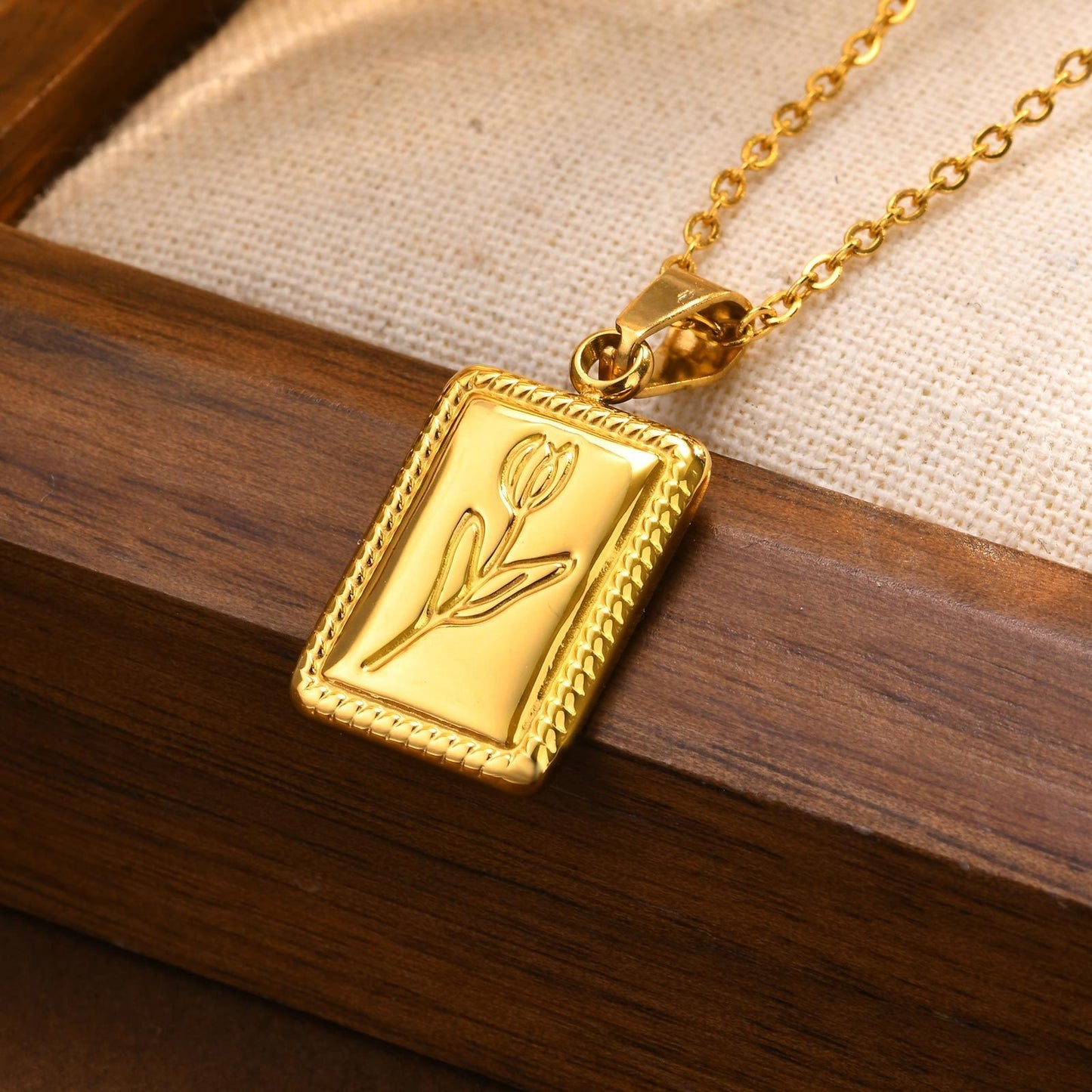 Handcrafted Stainless Steel Tulip-Pressed Square Pendant Necklace – Vintage Botanical Gold-Tone Jewelry for Women PN-2096
