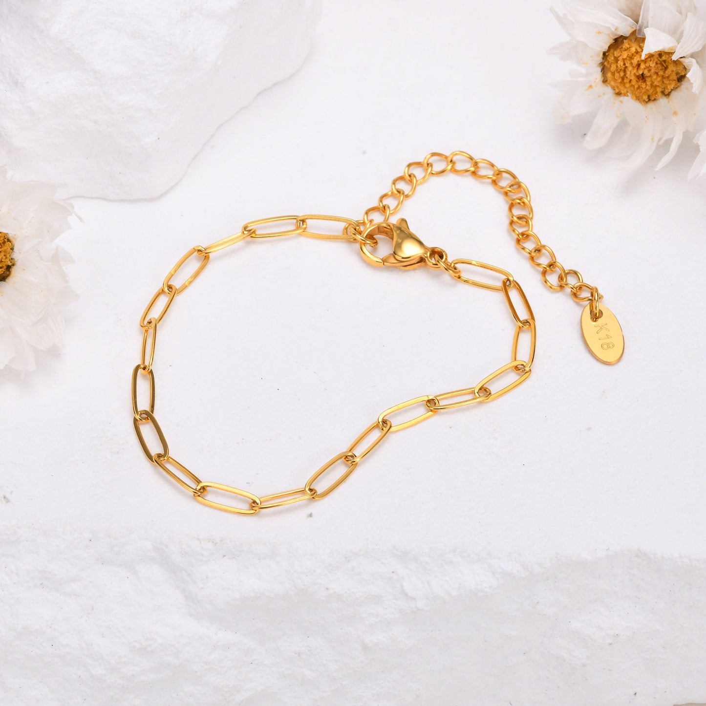 Pulsera de eslabones gruesos de acero y titanio dorado - Joyería minimalista moderna para una elegancia cotidiana BR- 2053