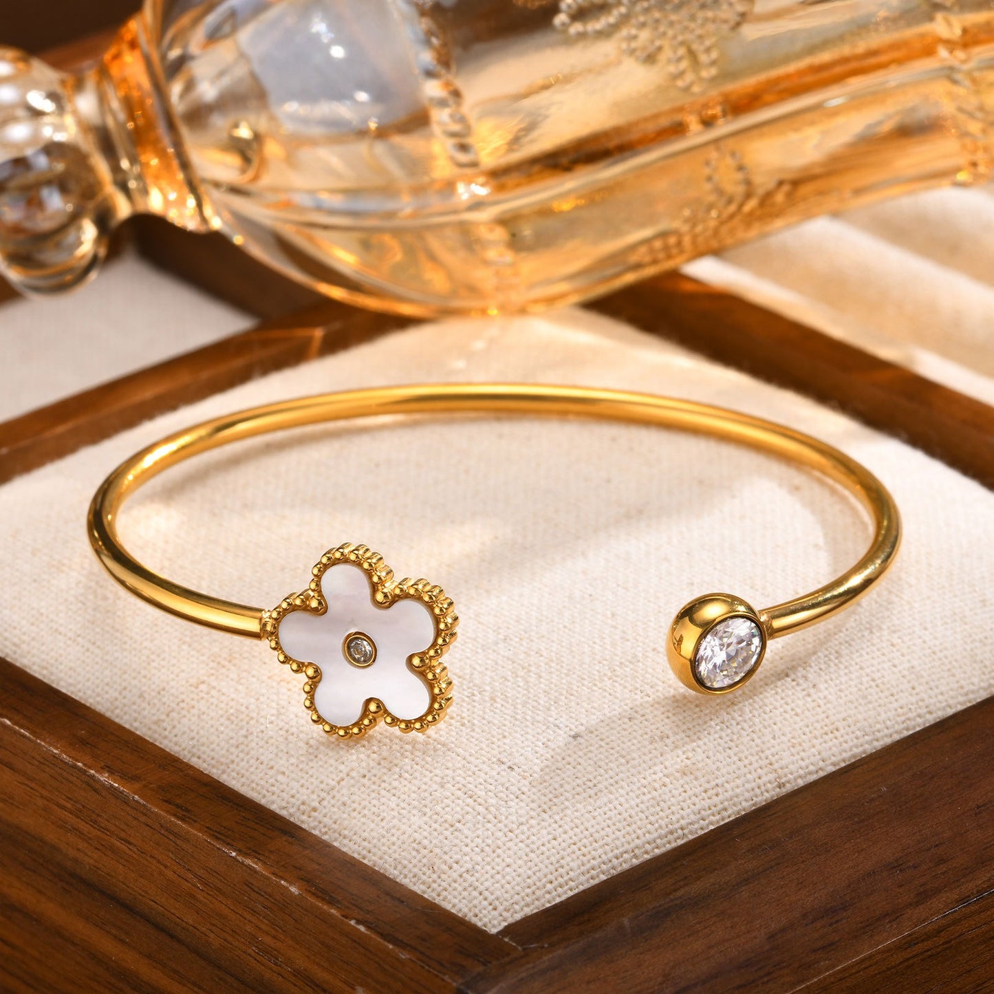Stainless Steel Floral Open Bangle with Zirconia & Mother-of-Pearl Accents – Golden-Tone Wrist Elegance for Everyday Grace B-607