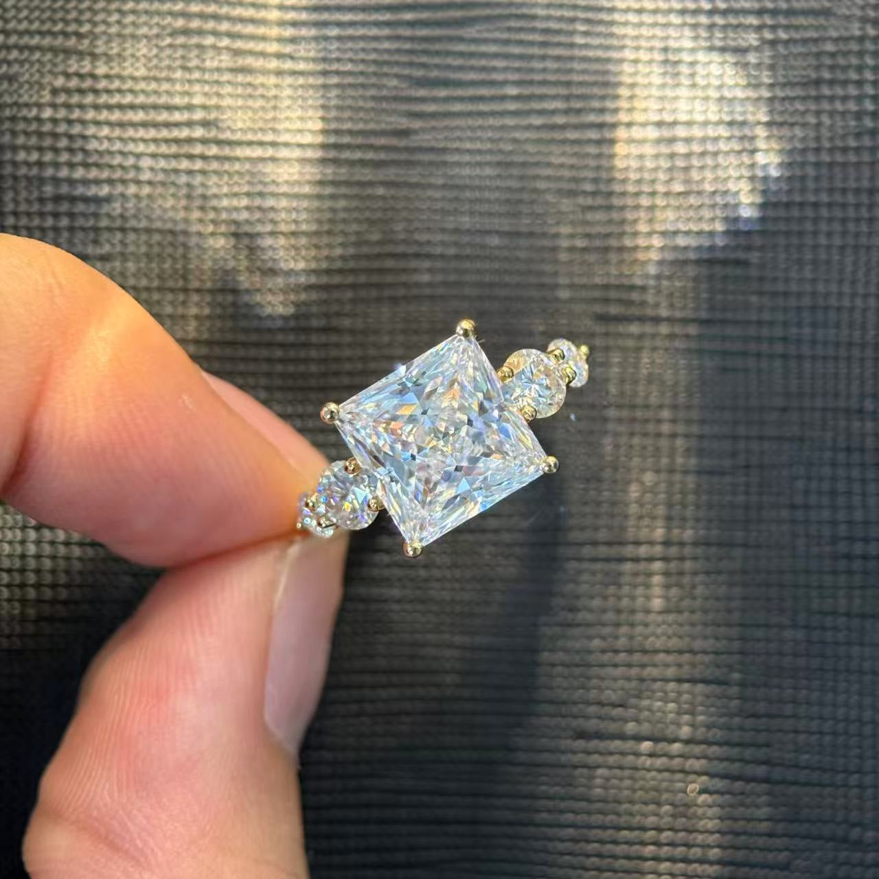 Kemstone Princess Cut Moissanite Five-Stone Ring for Women, 1–6 Carat, Gold-Plated S925 SU545R