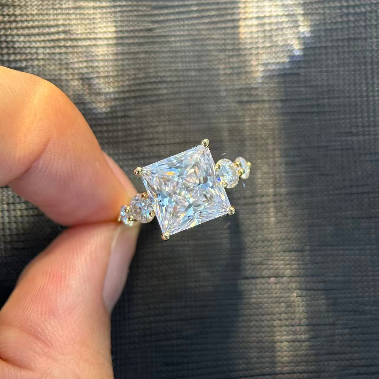 Kemstone Princess Cut Moissanite Five-Stone Ring for Women, 1–6 Carat, Gold-Plated S925 SU545R