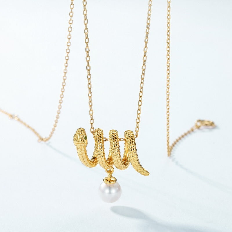 Collar elegante con colgante de serpiente y perla de agua dulce, diseño original y artesanal de Kemstone, plata de ley S925 para mujer, 45,7 cm
