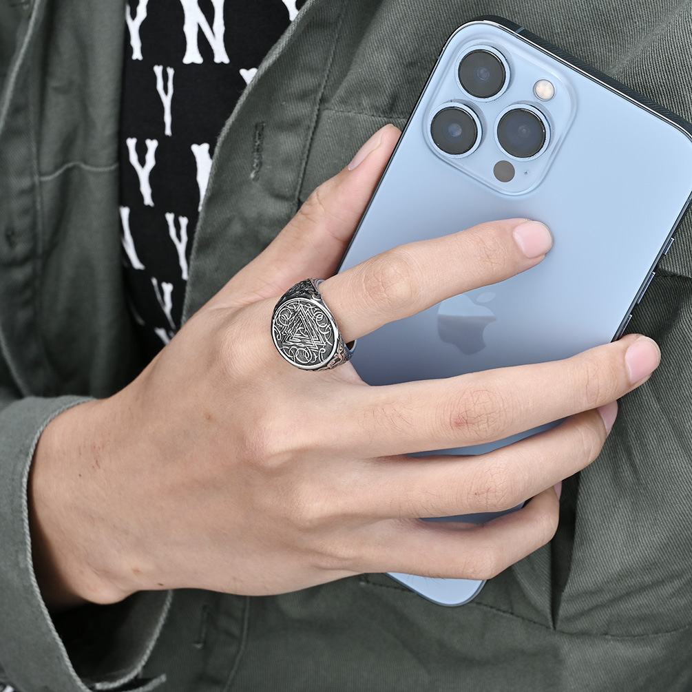 Kemstone Stainless Steel Viking Triangle Knot Signet Ring for Men Silver Black K-R735