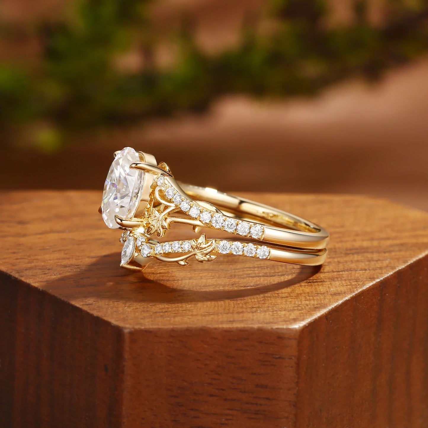 Kemstone Oval Moissanite Floral Ring Set for Women – Nature Inspired Stackable Engagement Ring in S925 Sterling Silver 18K Gold Plated T7-YC0293RS