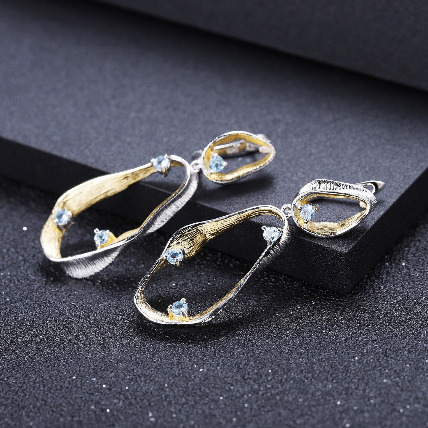 Pendientes colgantes de topacio azul suizo, peridoto y amatista, hechos a mano por Kemstone, diseño original, en plata de ley S925. Pendientes geométricos de topacio natural.