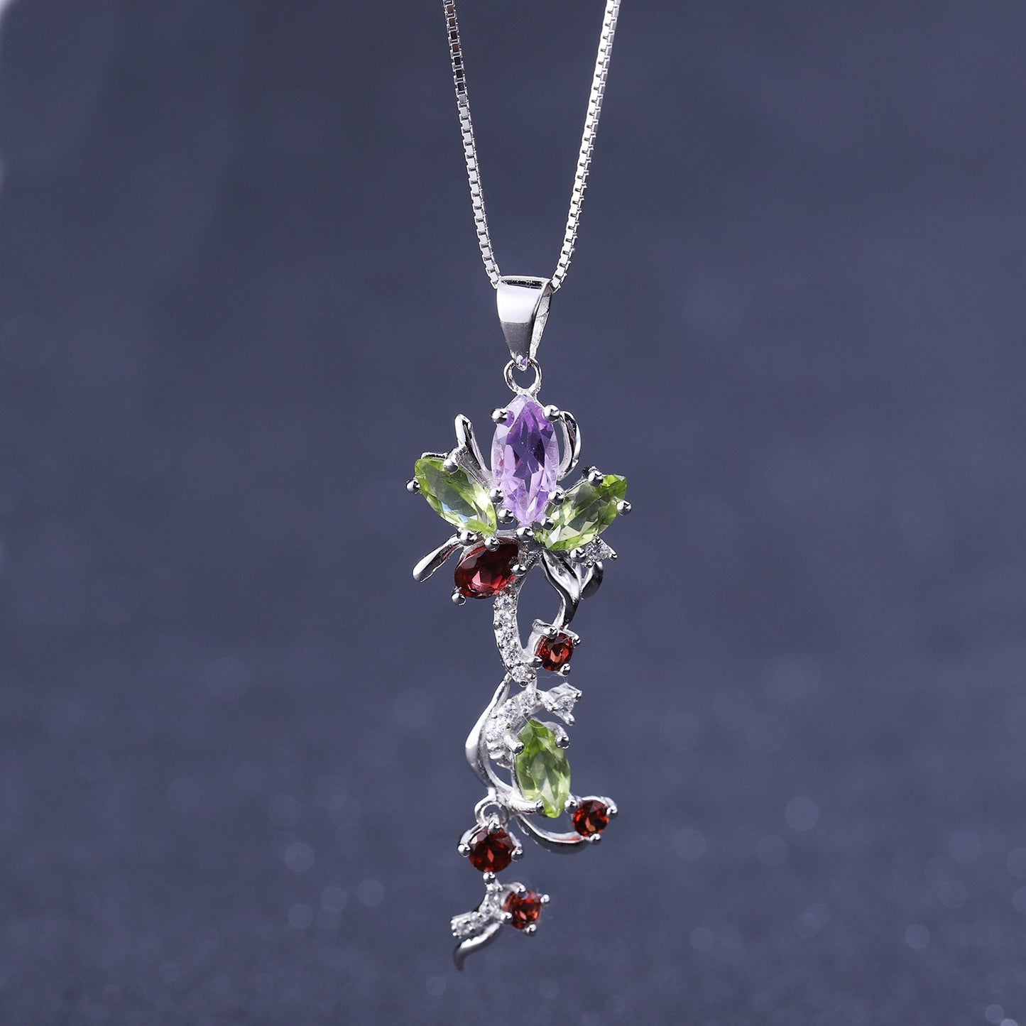 Collar de plata de ley con colgante de lirio de los valles, amatista, peridoto, granate y circonita, diseño original artesanal de Kemstone para mujer, 45,7 cm
