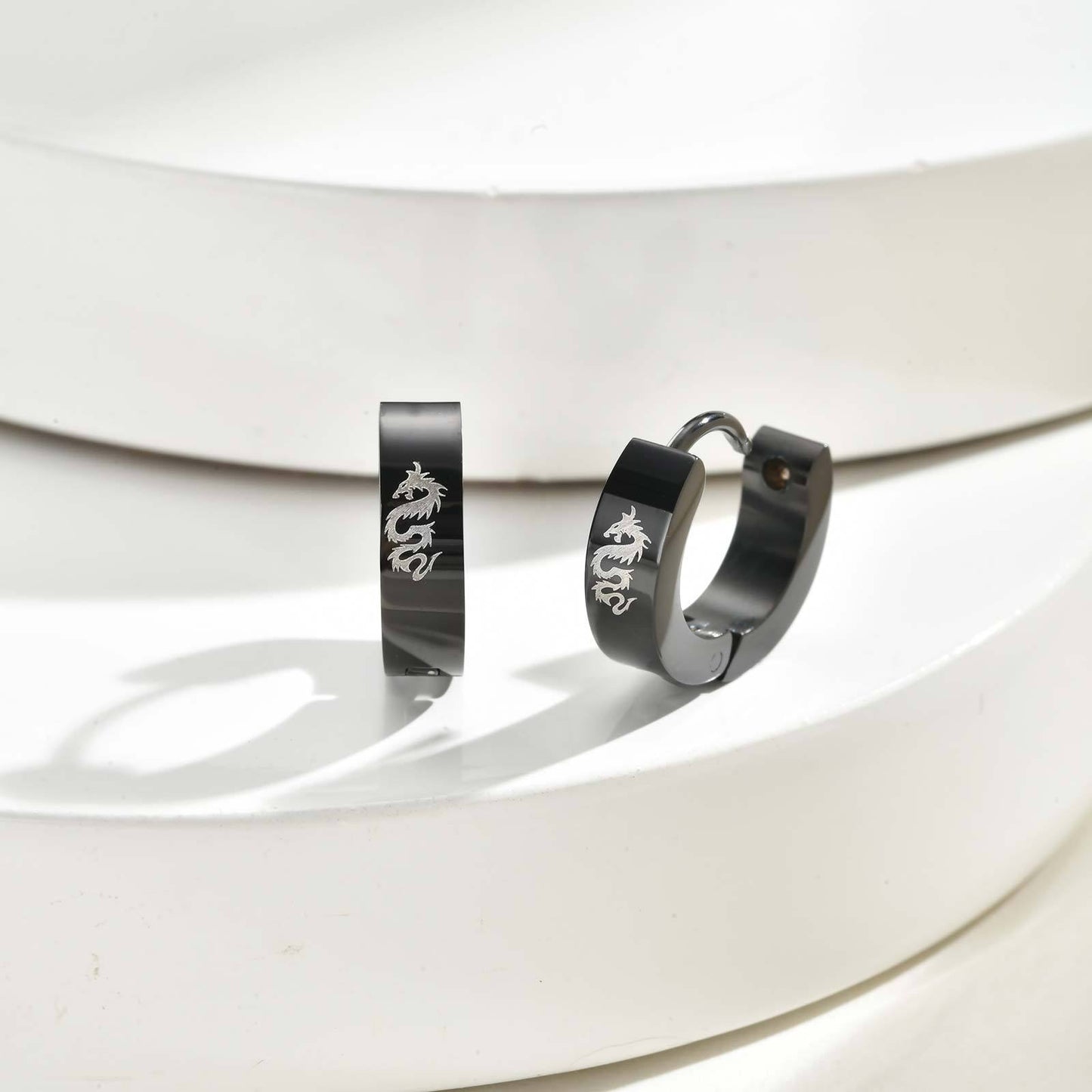 Kemstone Men’s Stainless Steel Hoop Earring – Laser Dragon EH-127