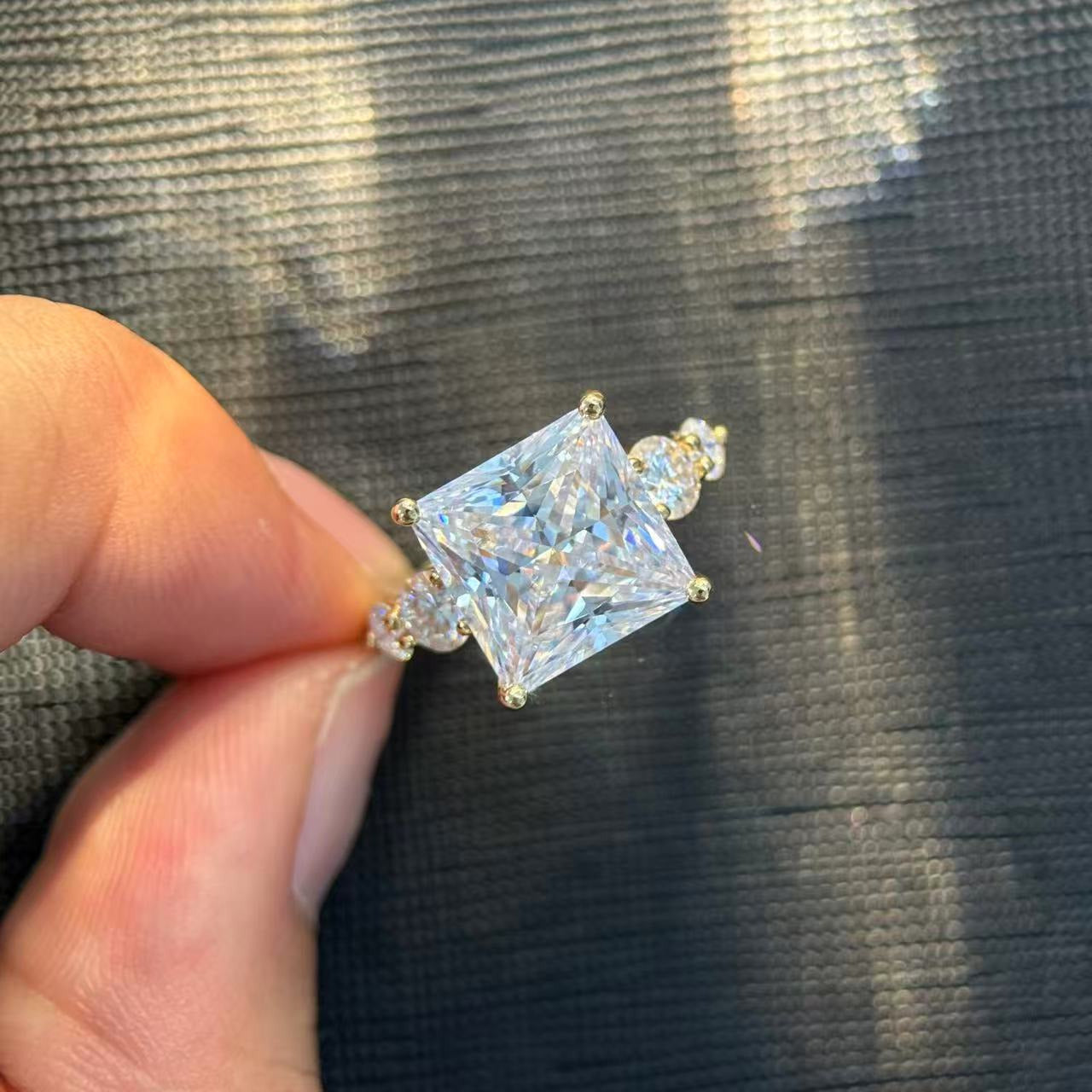 Kemstone Princess Cut Moissanite Five-Stone Ring for Women, 1–6 Carat, Gold-Plated S925 SU545R