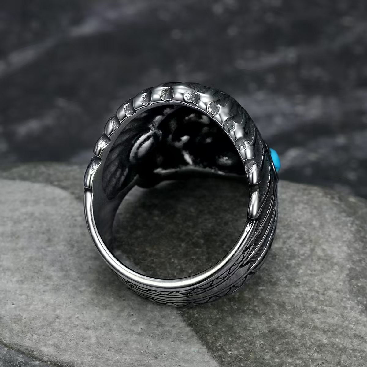 Kemstone Stainless Steel Hip Hop Vintage Portrait Turquoise Ring for Men – Silver TR0506