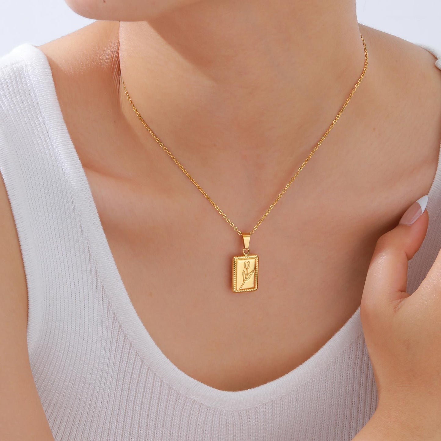 Handcrafted Stainless Steel Tulip-Pressed Square Pendant Necklace – Vintage Botanical Gold-Tone Jewelry for Women PN-2096