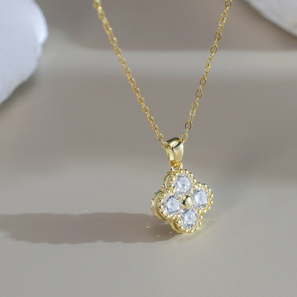 Kemstone 925 Sterling Silver Moissanite Clover Pendant Necklace for Women MON14