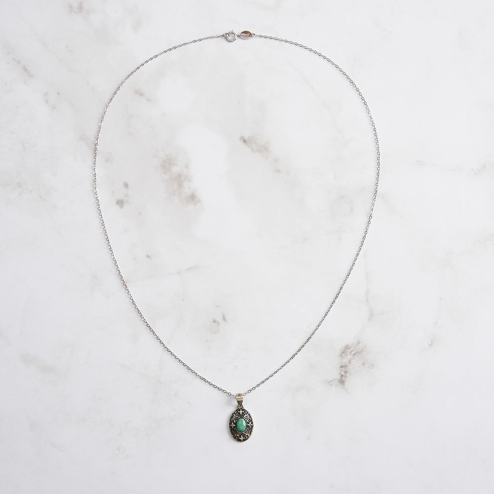 Kemstone 925 Sterling Silver Turquoise Oval Pendant Necklace for Women Vintage Oxidized GMN45