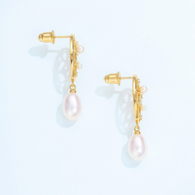 Pendientes largos de perlas de plata S925, elegantes y originales, hechos a mano por Kemstone - Diseño hueco de lujo