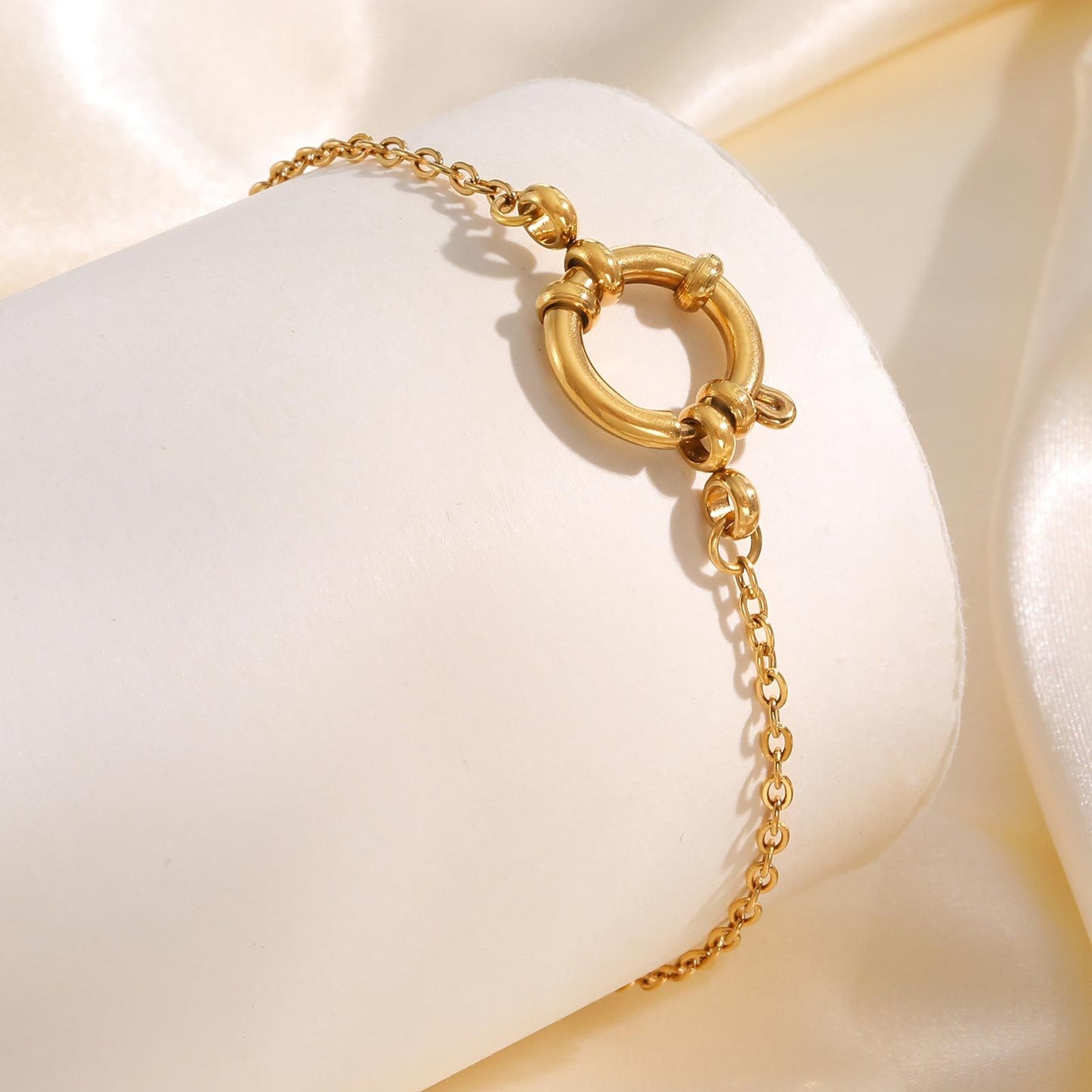Elegante pulsera de cadena cuadrada de acero inoxidable con cierre de burbuja - Joyería minimalista de oro para mujer, ideal para uso diario y regalo BR-2167