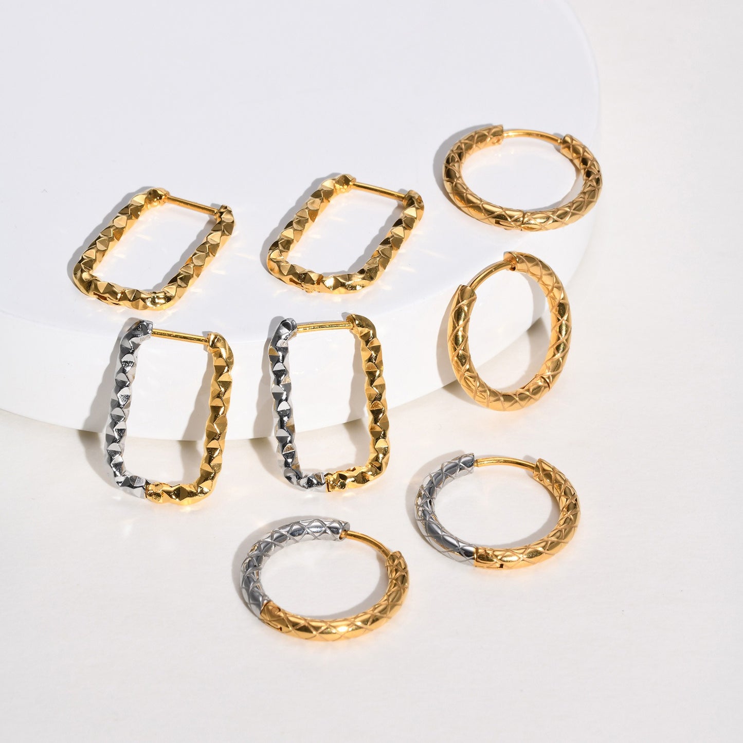 Elegantes pendientes geométricos de acero inoxidable con baño de oro bicolor para mujer EH-707